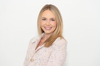 Portrait of Amanda Bure, REALTOR®.